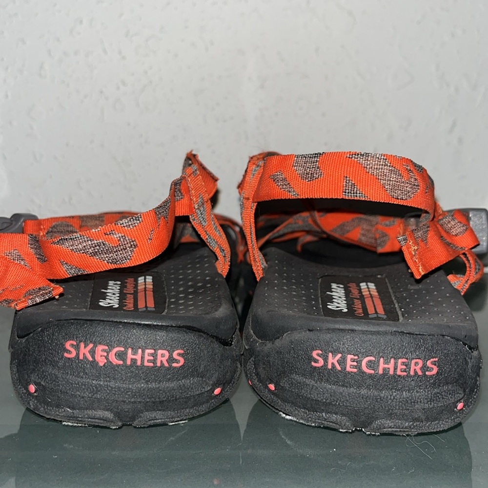 Skechers strappy comfort sandals - Picture 4 of 8